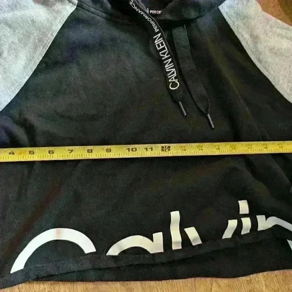 Calvin Klein performance black and grey crop sweatshirt size L - Picture 4 of 4